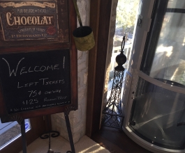 Outdoor elevator vacuum tube style 9